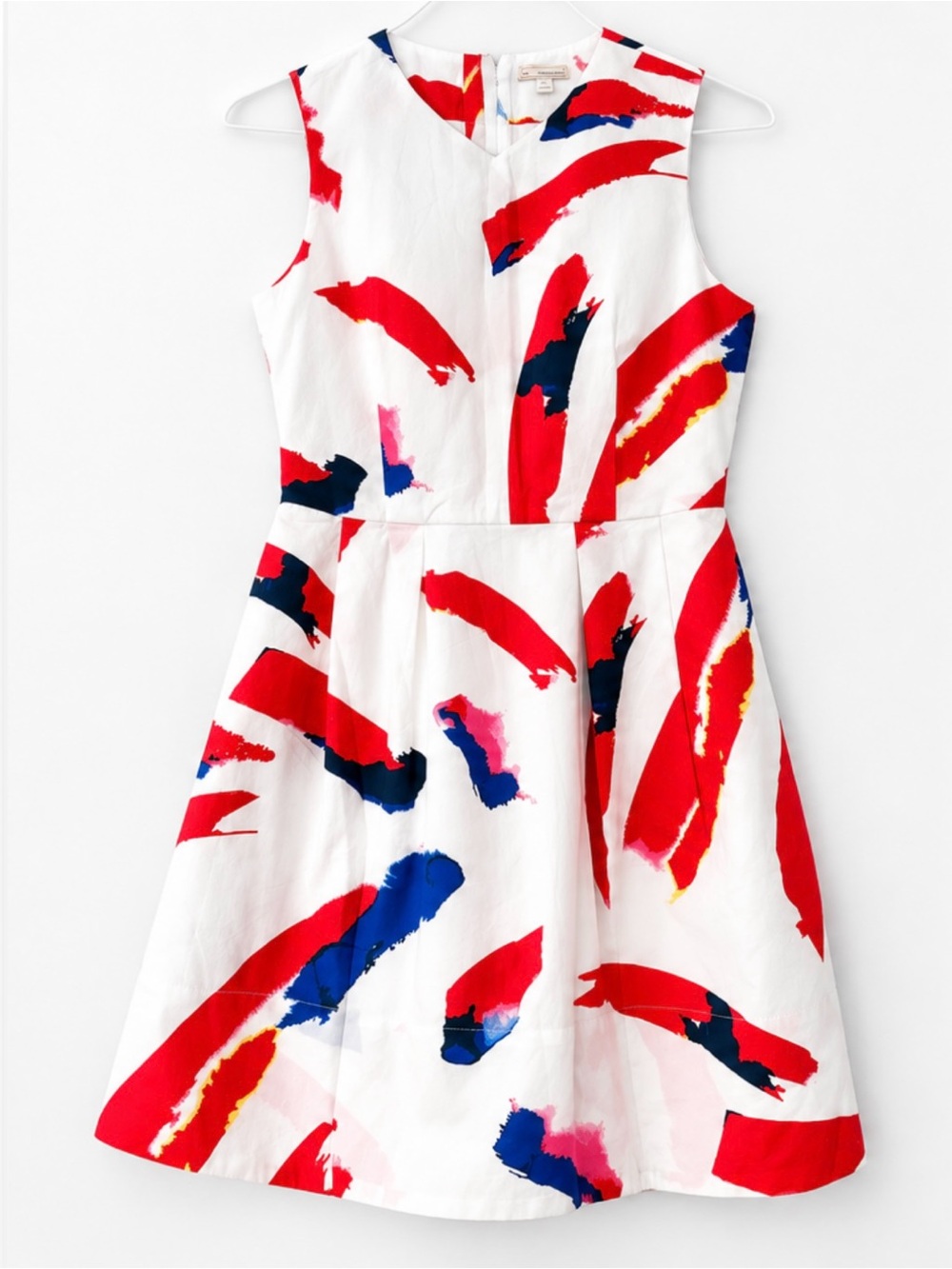 NWT Gap White Dress with Red & Navy Brushstroke Print